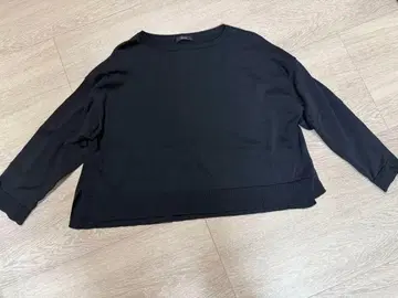 새상품급 알아바일 블랙 7부 소매 티셔츠 사이즈 2