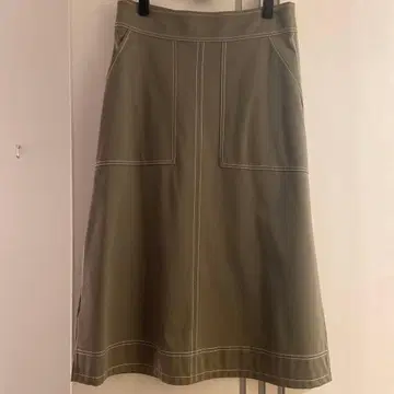 MAX&Co. 올리브 플레어 스커트 포켓 부착