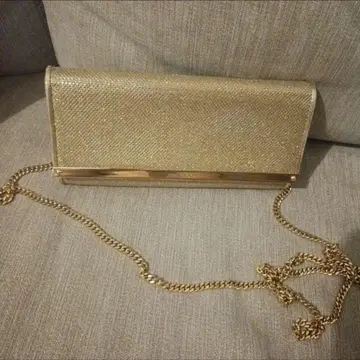 지미추 골드 클러치백