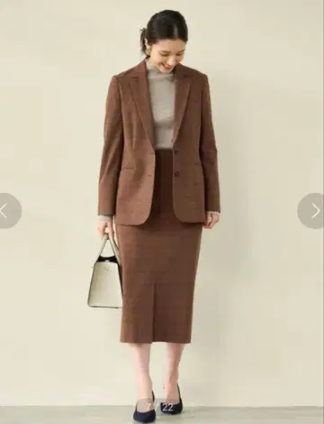 그린 레이블 릴랙싱 스커트 정장 세트 브라운 체크