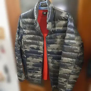 유니클로 카모플라주 카모플라쥬 다운 자켓 S