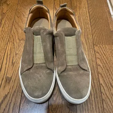 BEAMS 스웨이드 슬립온 스니커즈 브라운