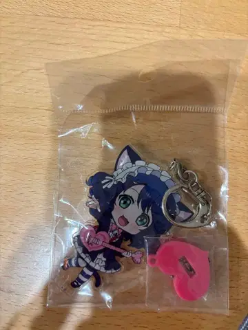 넨도로이드 플러스 아크릴 스탠드 포함 키체인 시안