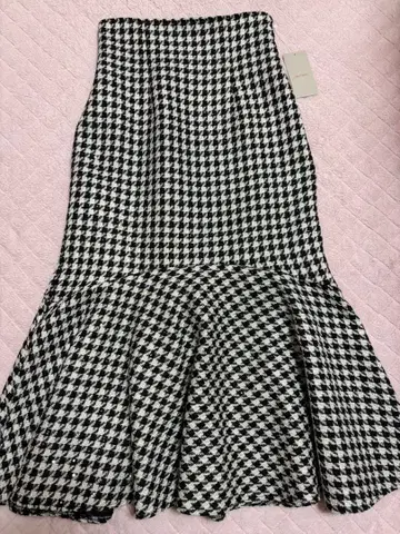 AND CULTURE 하운드투스 체크 패턴 스커트