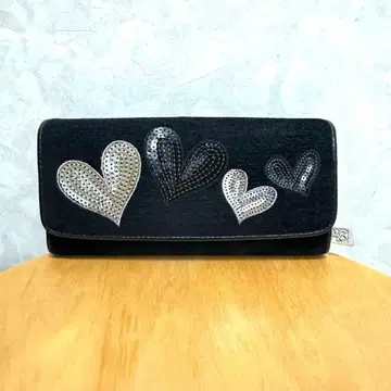 Think Bee 하트 무늬 장지갑
