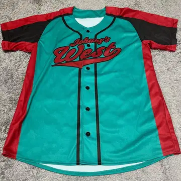 WEST. 유니폼