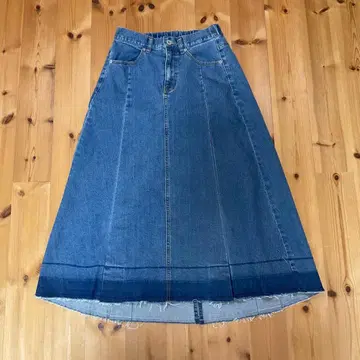 데님 블루 플레어 스커트