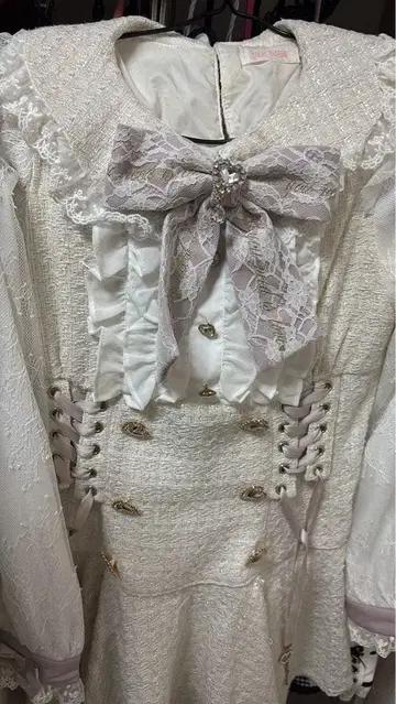 LIZ LISA 화이트 트위드 셋업