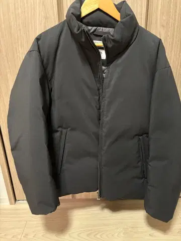 BEAUTY&YOUTH 블랙 다운 자켓 코마츠 마테레