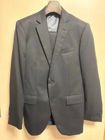 블랙 포멀 슈트