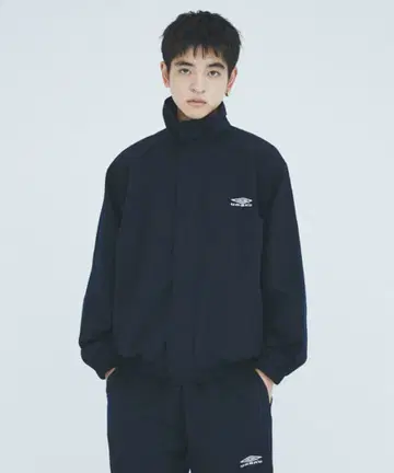 UMBRO EX WARM UP PISTE JACKET (네이비)