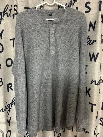 유니클로 그레이 헨리넥 스웨터 XL