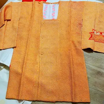 오렌지 망사 무늬 겉옷 쥐어짜기