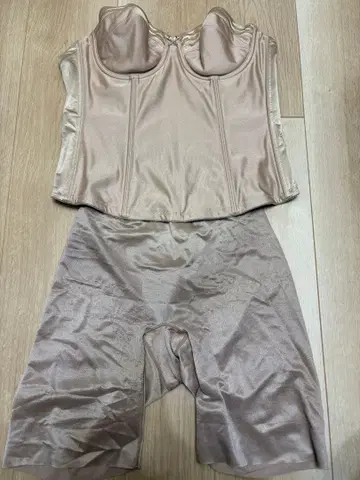 타카미 브라이덜 브라이덜 이너 (상하의 세트, C75)