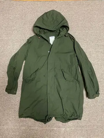 YAECA 모즈 코트 사이즈 38