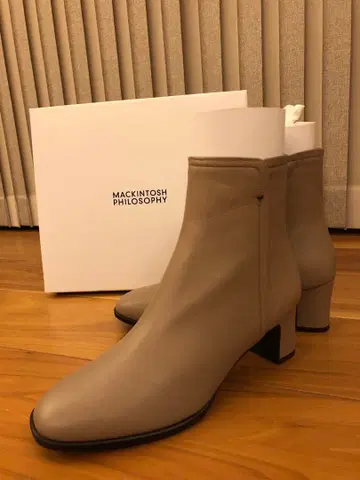 MACKINTOSH PHILOSOPHY 베이지 숏부츠