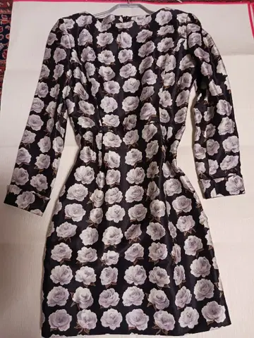 멋진 장미 꽃무늬 긴팔 원피스 9AR