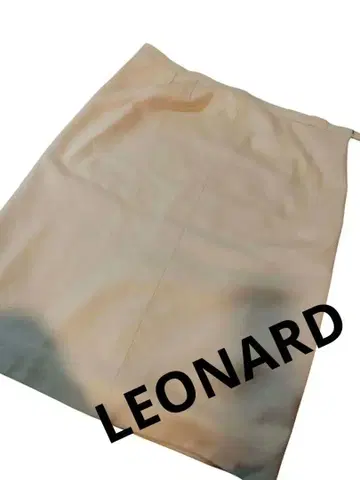 f20 컨디션 최상 레오나르 LEONARD 스커트 캐시미어
