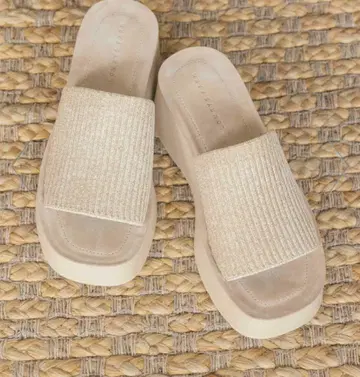 로리즈팜 칸도우 핏 니트 샌들 L 사이즈