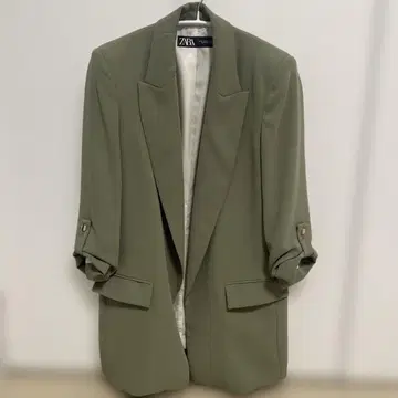 ZARA 롤업 슬리브 테일러드 자켓