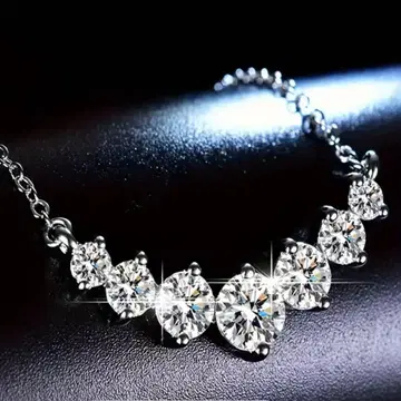 [ 새상품 ] 골든 실버 목걸이 2.8캐럿 모이사나이트 925