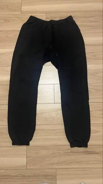 논네이티브 스웨트 팬츠