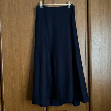 이레브 YLEVE 울 플레어 롱 스커트 사이즈 1