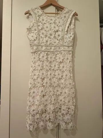 ERUKEI 화이트 레이스 슬리브리스 원피스