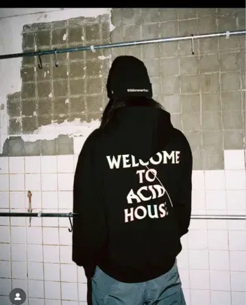 미개봉 새상품 [ The Internatiiional ] 후드티