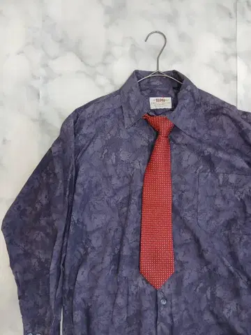 BLOOD 보라색 무늬 셔츠 + 빨간색 도트 넥타이