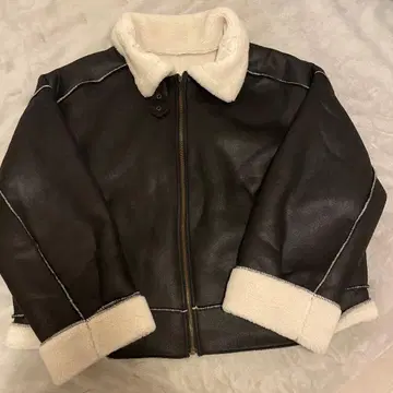 퍼 트리밍 레더 재킷