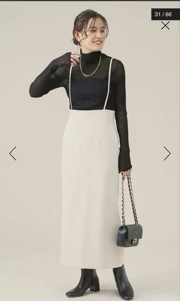 Rouge vif (루즈비프) 서스펜더 포함 화이트 타이트 스커트