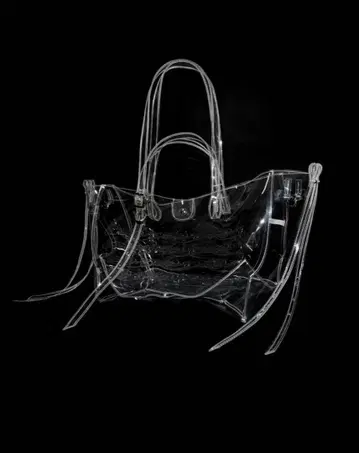 S heart tote bag large