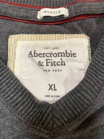 Abercrombie & Fitch XL V넥 트레이닝복