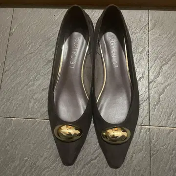 르 탈론 펌프스 브라운