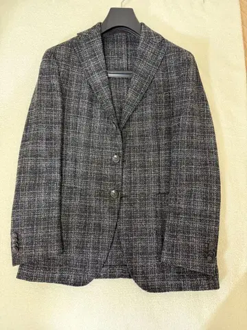 THE GIGI 체크 무늬 테일러드 자켓