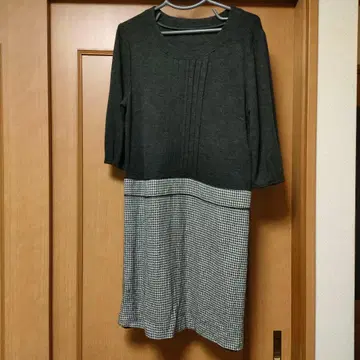 다크 그레이 7부 소매 무릎 기장 원피스