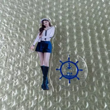 ITZY 예지 아크릴 스탠드 POPUP