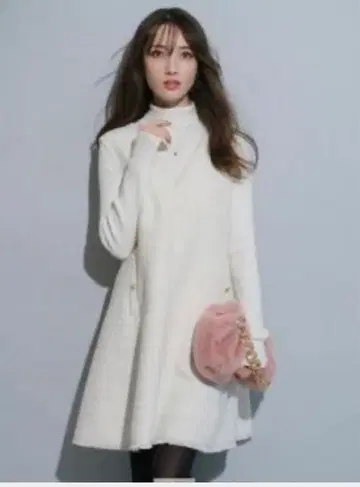 Apuweiser-riche 플레어 트위드 점프 스커트 화이트