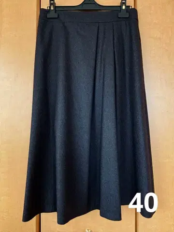 [ 미사용 ] [ 23구 ] 스커트 차콜 그레이 40