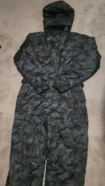 EVERNIVER 카모 패턴 겨울용 작업복 L 사이즈