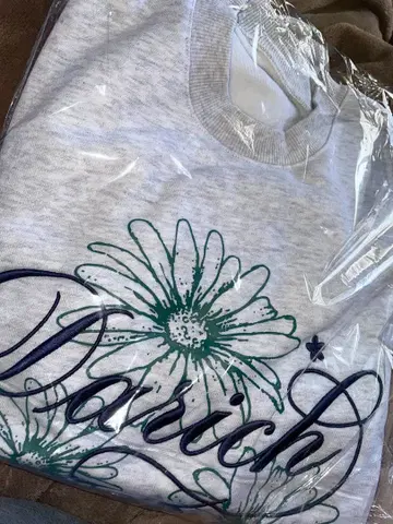 다리치 거베라 모티브 풀오버