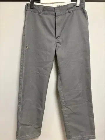 Dickies 874 스터드 워크 팬츠 32 차콜 HTC 스타일
