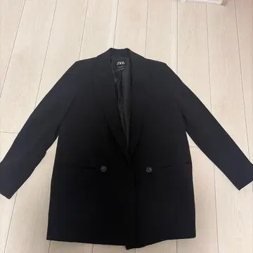 ZARA 블랙 테일러드 자켓
