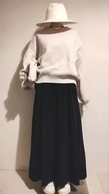 C6761 니트 x 롱 스커트 코디