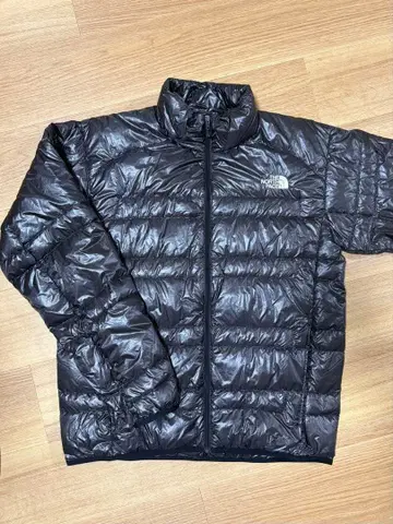 The North Face 블랙 다운 자켓