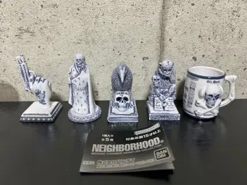 네이버후드 가챠 컴프품 + 덤 포함 / 레드윙