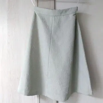 SunaUna 라이트 그린 플레어 스커트