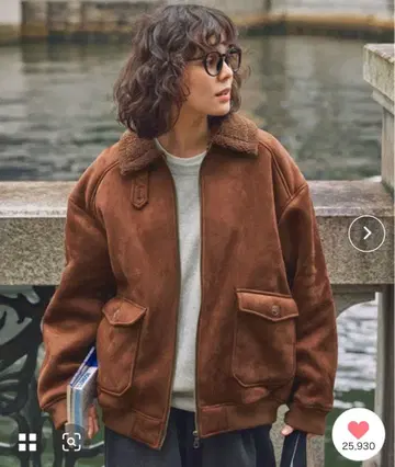 MONO-MART 모노마트 보아 카라 부착 페이크 무스탕 블루종