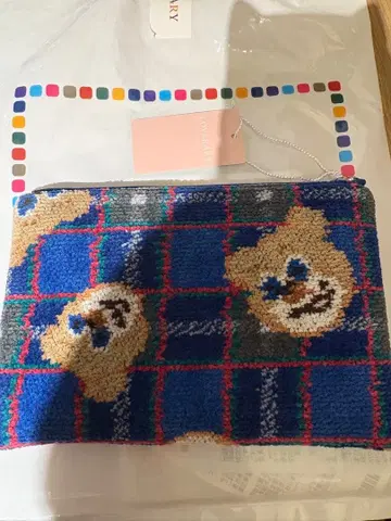 LOVERARY BY FEILER 고베 타탄 테디 플랫 파우치